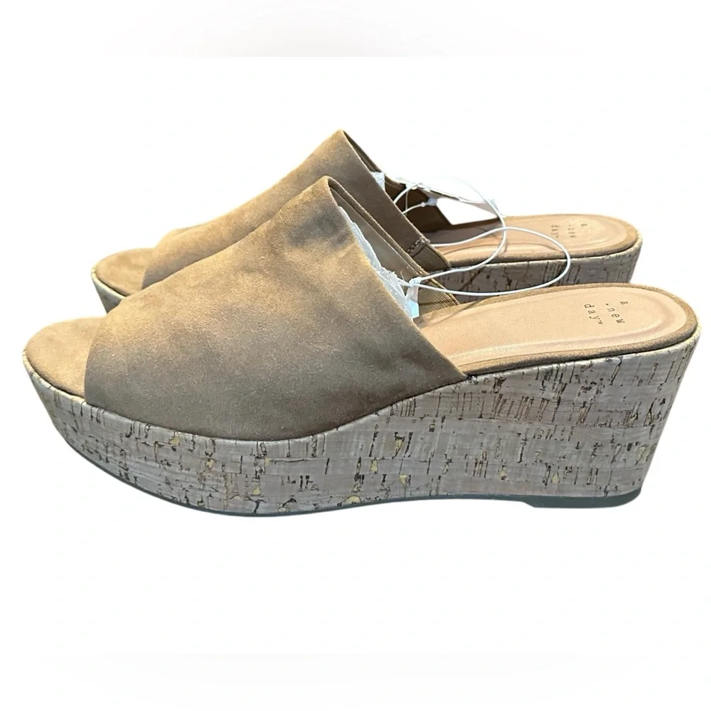 A New Day Platform‎ Slide Heels camel color  suede cork platform heels size 11